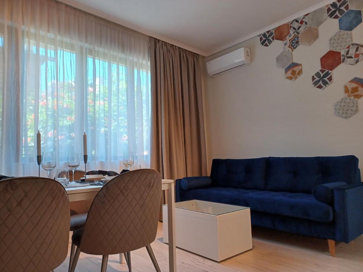 Tara Deluxe Apartament Varna